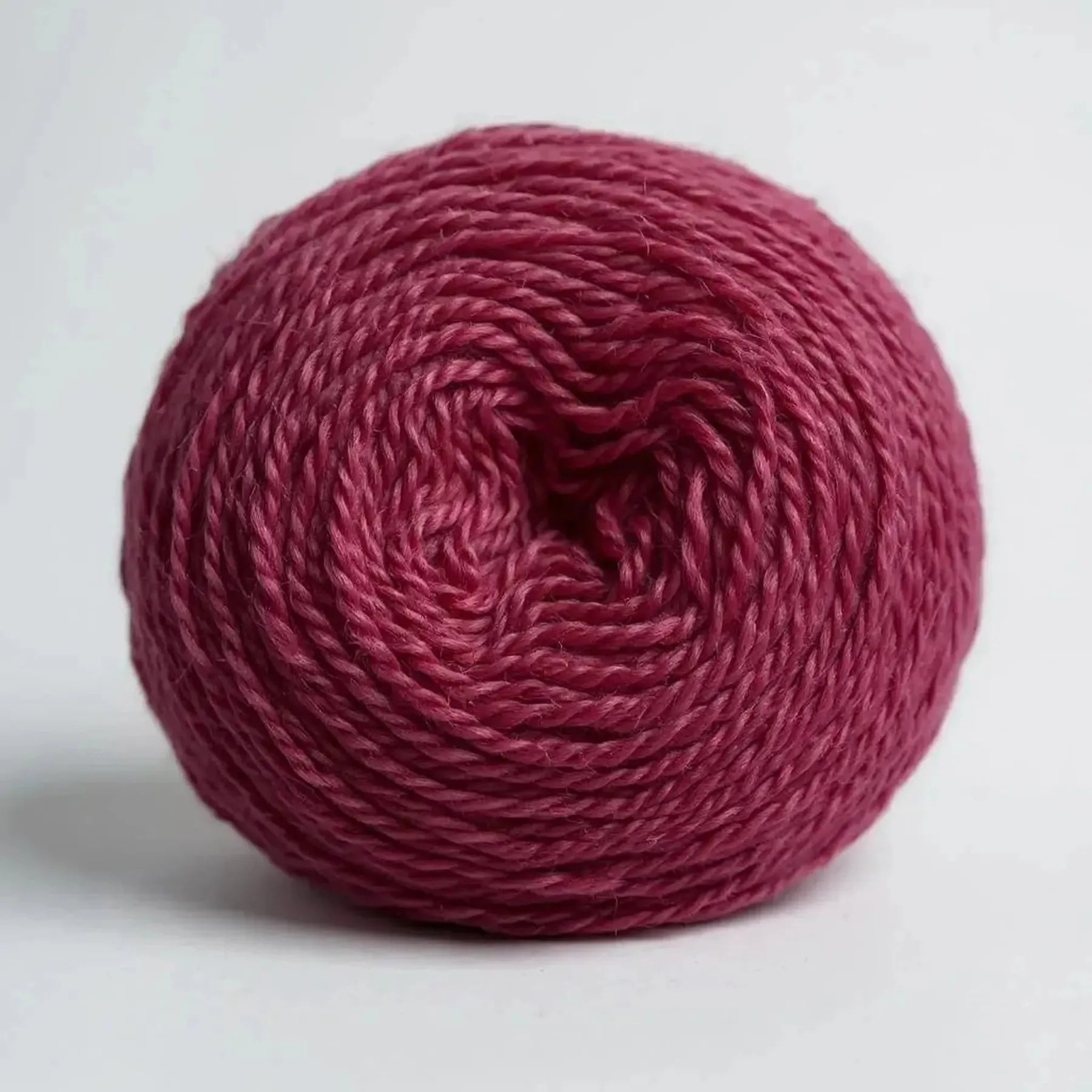 Aister 'oo' Fornenst Deep Pink Shetland 100% Wool Yarn