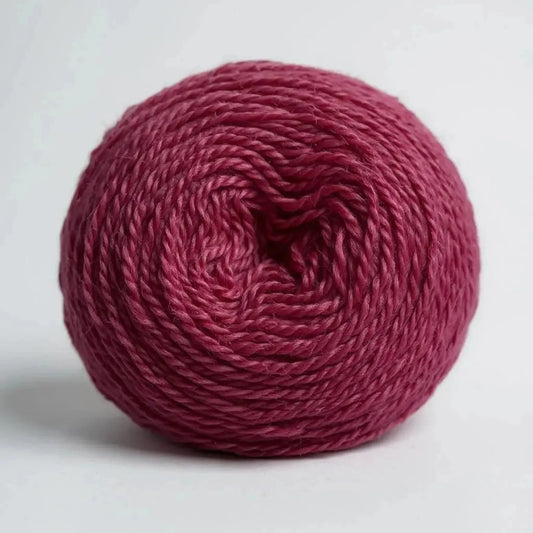 Aister 'oo' Fornenst Deep Pink Shetland 100% Wool Yarn