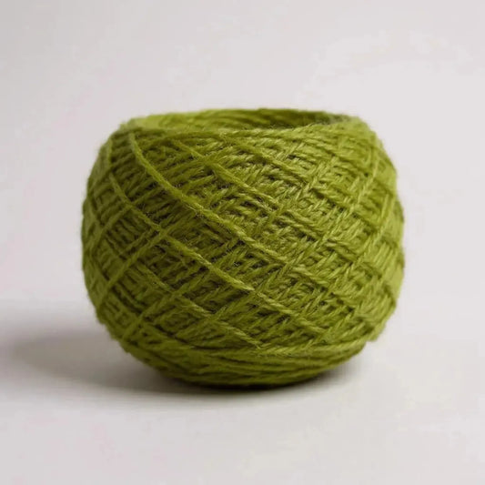 Aister 'oo' Shumire Green Shetland 100% Wool Yarn