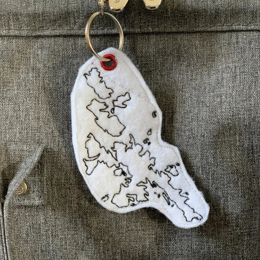 Jade Crafts Shetland Isle Felt Keyring – Island Charm