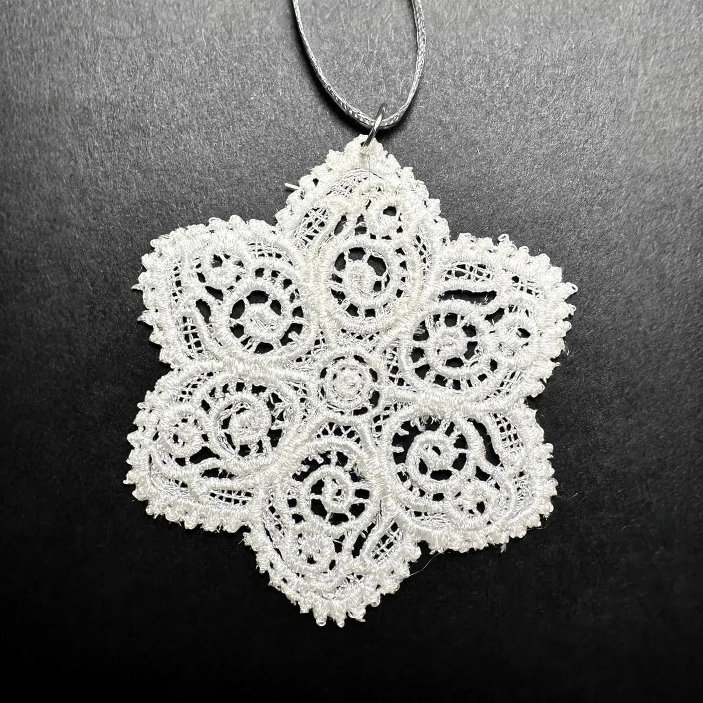 Lace Christmas Tree Decorations – Elegant Christmas Ornaments